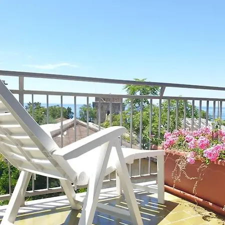 Open Space The Lighthouse * 帕奥拉